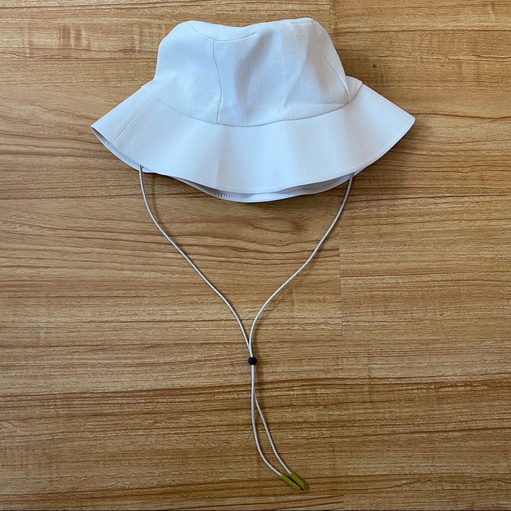 lululemon lab Bucket Hat